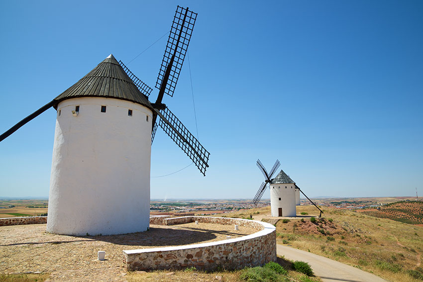 Alcázar de San Juan: tour por sus molinos de viento Alcázar de San Juan: tour por sus maravillas y sus molinos de viento del Cerro de San Antón y su queso García Baquero