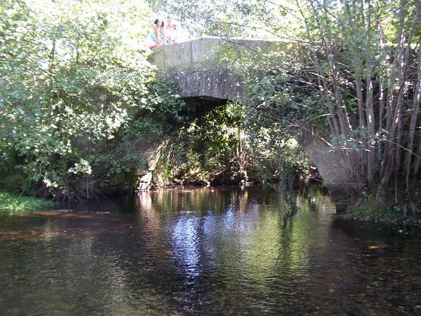 El puente ribadiso de Arzúa, un destino de nuestro camino y cuna de nuestro quesos gallegos arzúa ulloa de García Baquero