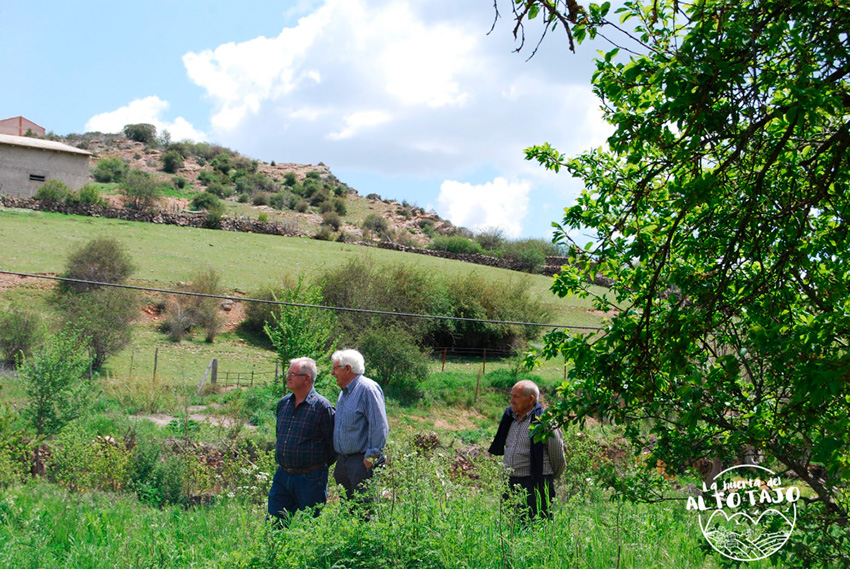 Buenos pueblos García Baquero con buenas historias: Checa y la Huerta del Alto Tajo y su acción por el cambio 