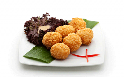 Croquetas de bacalao desmigado al toque de queso